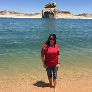 Meet your Posher, Laticia